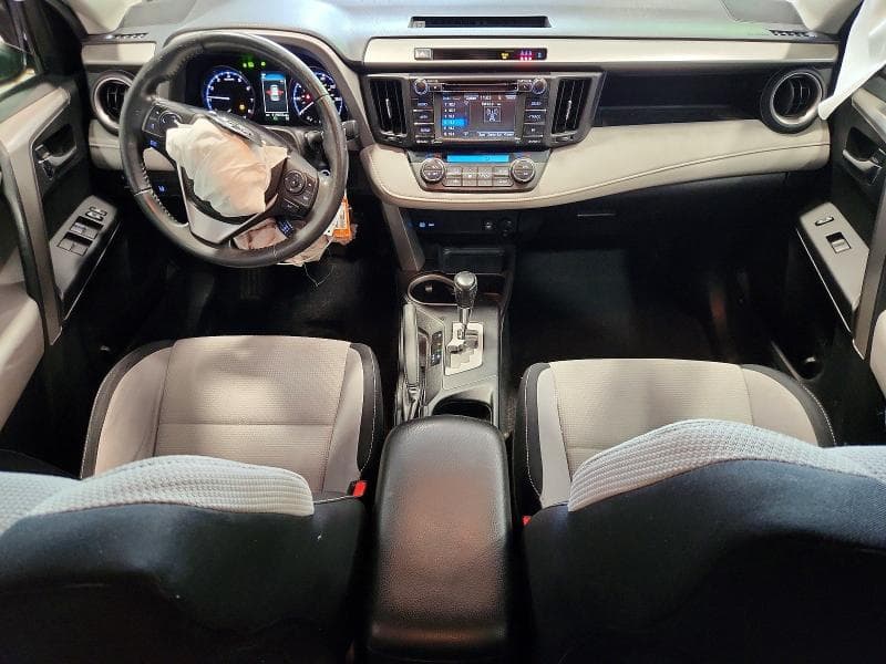 2017 TOYOTA RAV4 XLE XLE 8