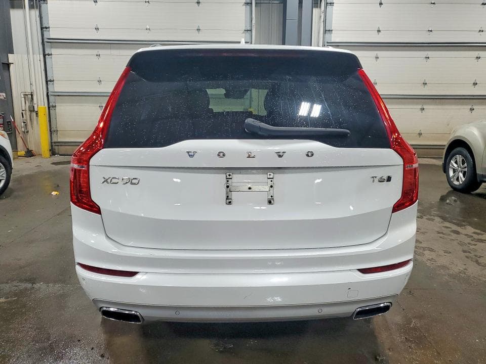 2021 VOLVO XC90 T6 MOMENTUM T6 MOMENTUM 6