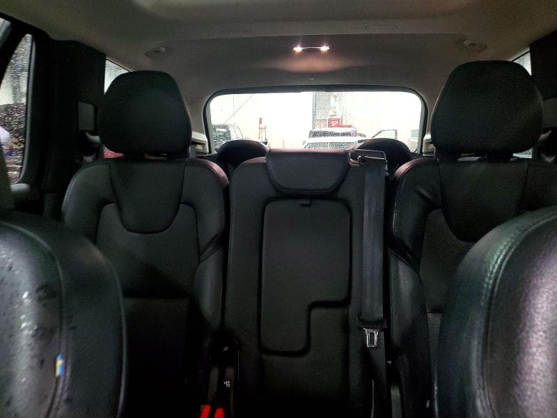 2021 VOLVO XC90 T6 MOMENTUM T6 MOMENTUM 10