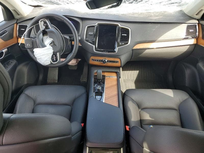 2024 VOLVO XC90 PLUS PLUS 8