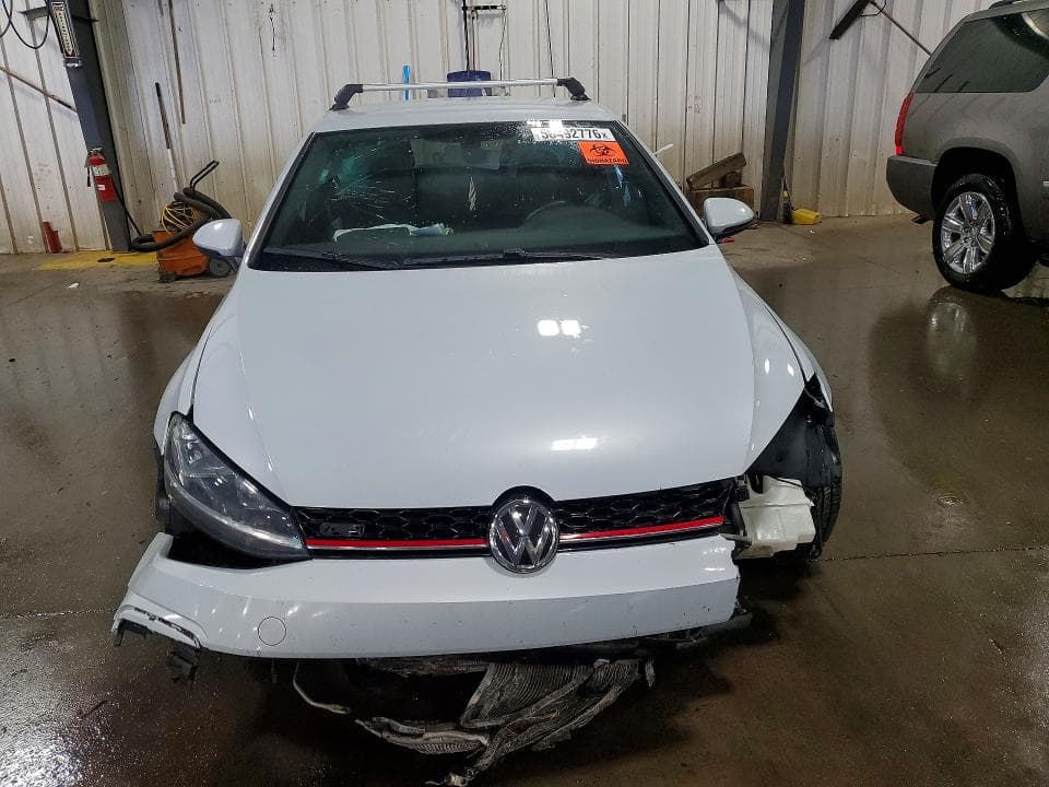 2018 VOLKSWAGEN GTI S/SE 5