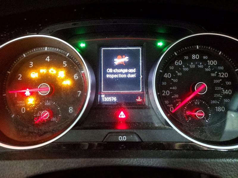 2018 VOLKSWAGEN GTI S/SE 9