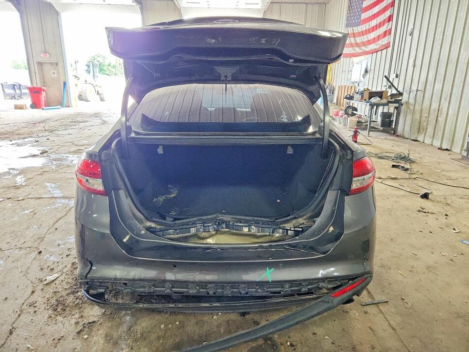 2017 FORD FUSION SE 6