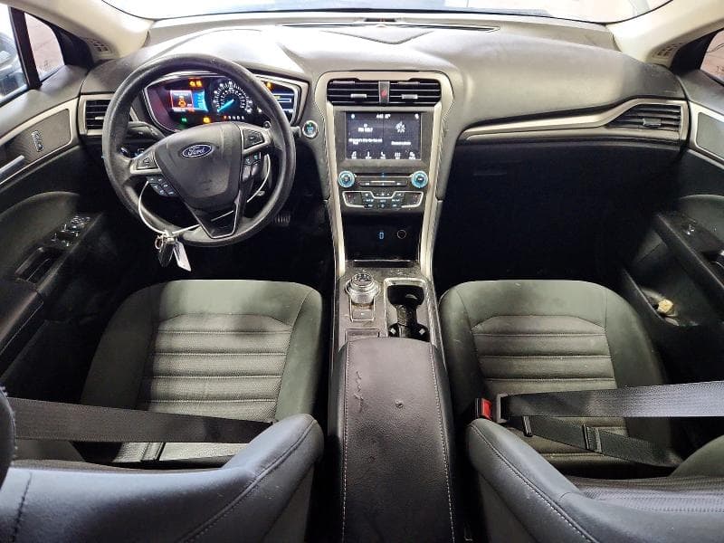 2017 FORD FUSION SE 8