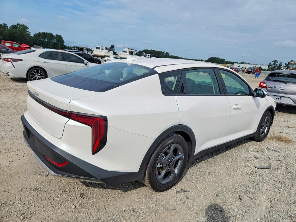 2026 KIA K4 LXS LXS 3