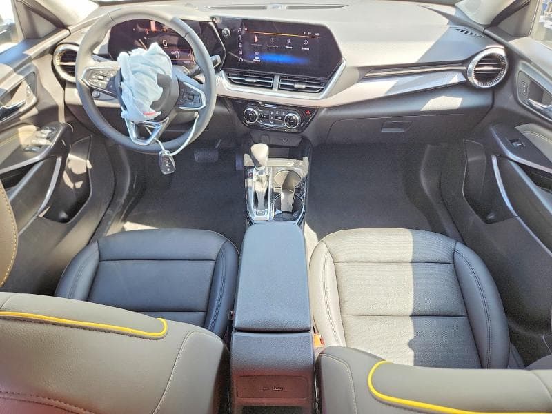 2025 CHEVROLET TRAX ACTIV 8