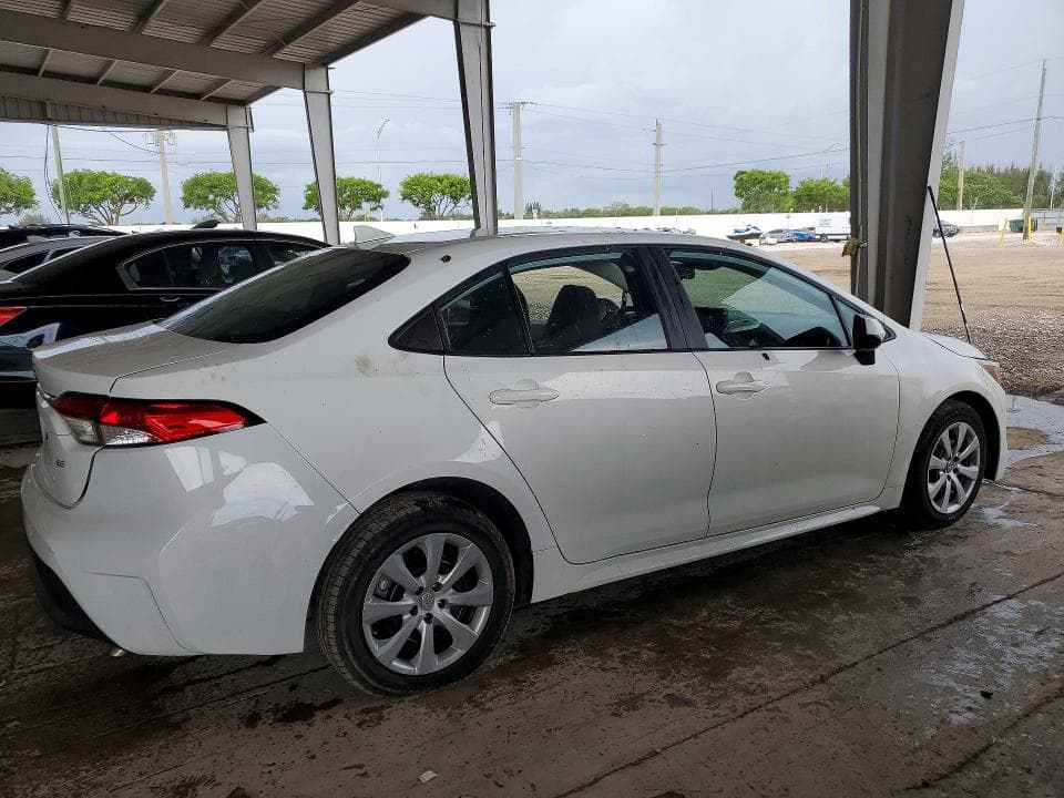2023 TOYOTA COROLLA LE 3
