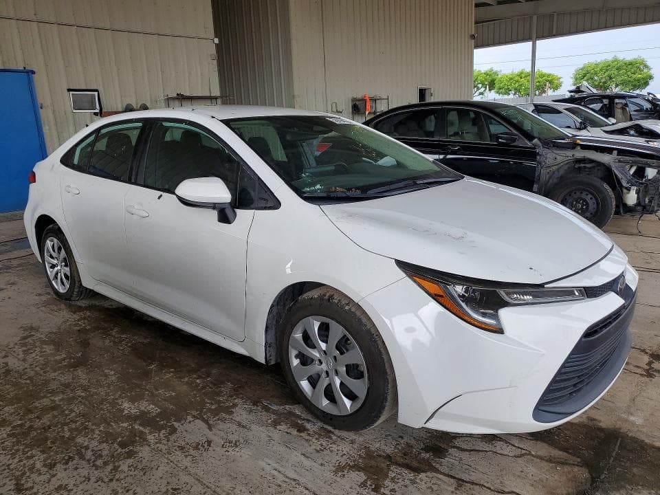 2023 TOYOTA COROLLA LE 4