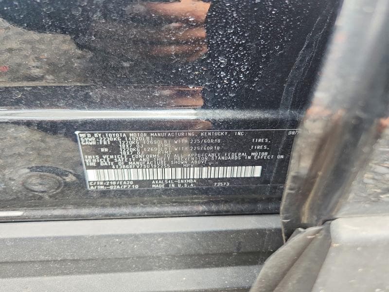 2025 TOYOTA RAV4 XLE PREMIUM 13