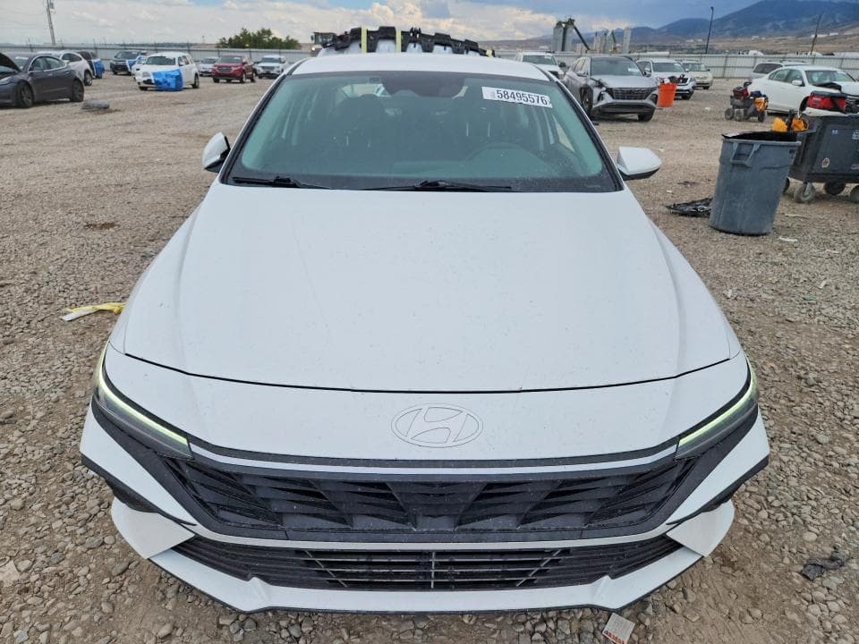 2024 HYUNDAI ELANTRA SEL 5