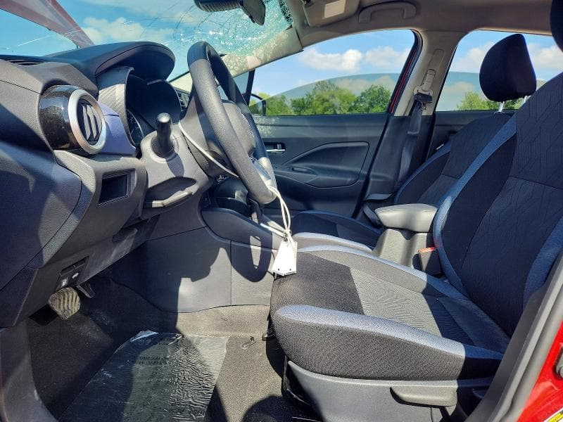 2024 NISSAN VERSA SV 7