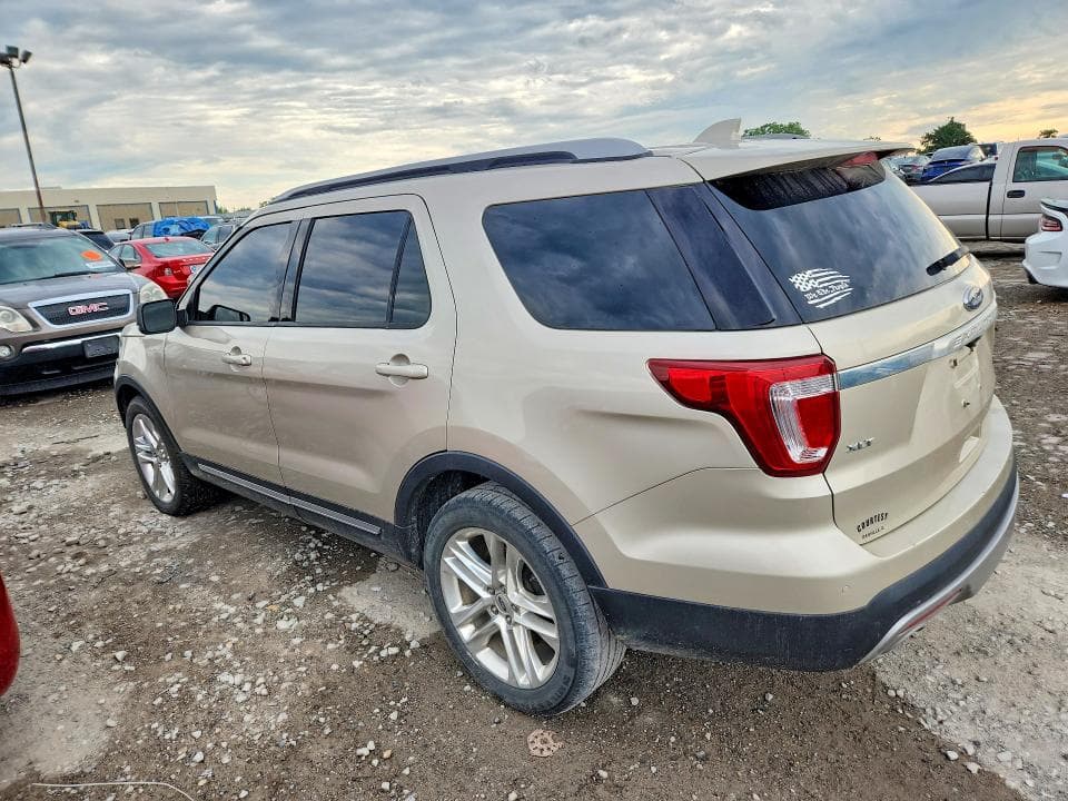 2017 FORD EXPLORER XLT 2