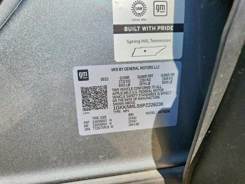 2023 GMC ACADIA SLT 13