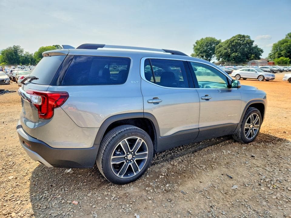 2023 GMC ACADIA SLT 3
