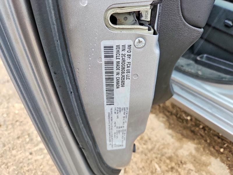 2020 DODGE GRAND CARAVAN SE 12