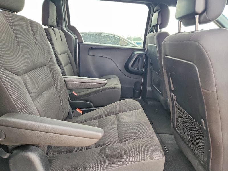 2020 DODGE GRAND CARAVAN SE 10