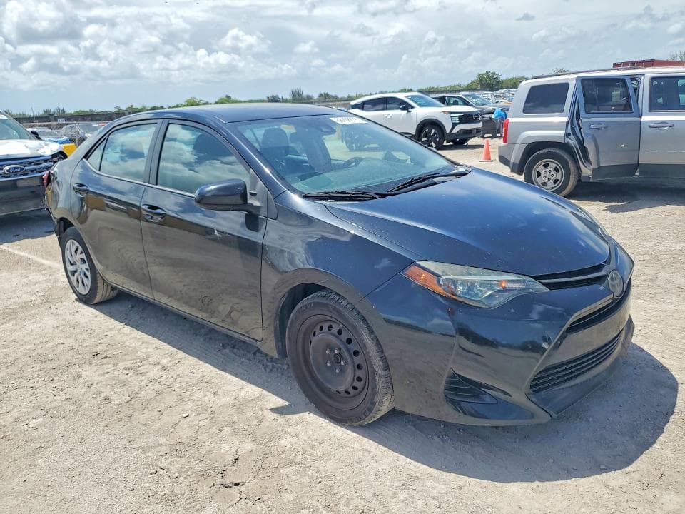 2019 TOYOTA COROLLA LE 4