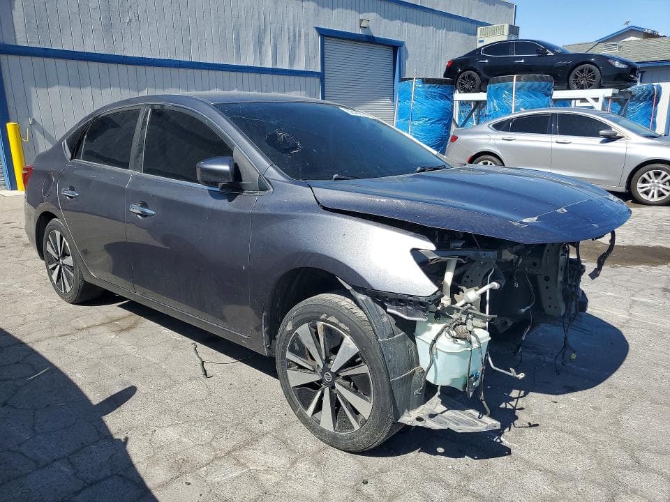 2019 NISSAN SENTRA S S 4