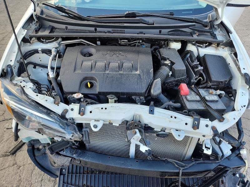 2019 TOYOTA COROLLA LE 11