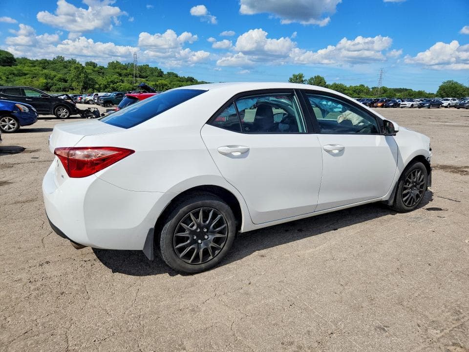 2019 TOYOTA COROLLA LE 3