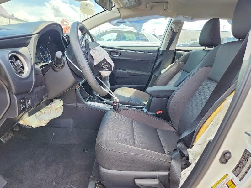 2019 TOYOTA COROLLA LE 7
