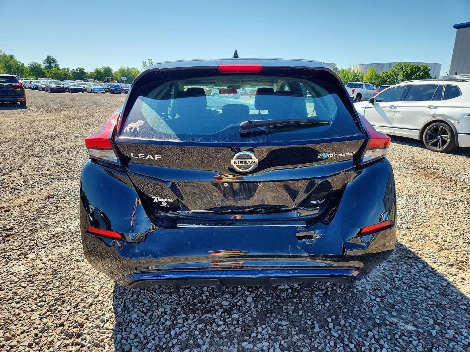2022 NISSAN LEAF SV 6