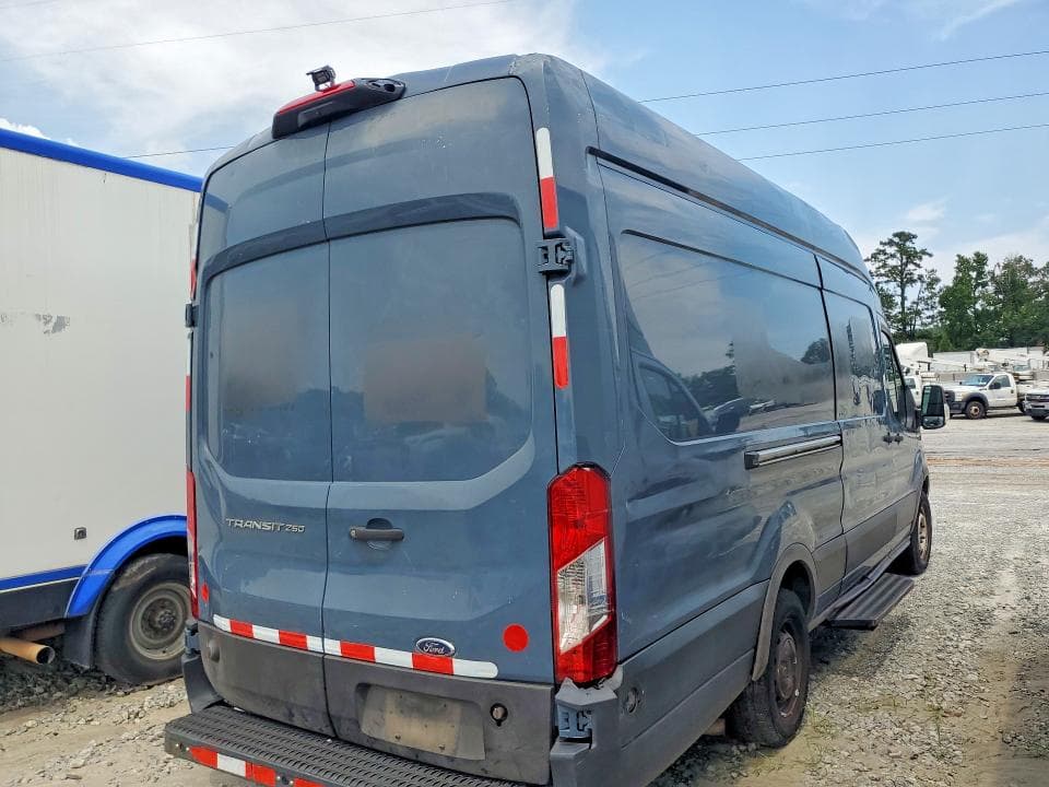 2020 FORD TRANSIT T-250 DELIVERY VAN 3
