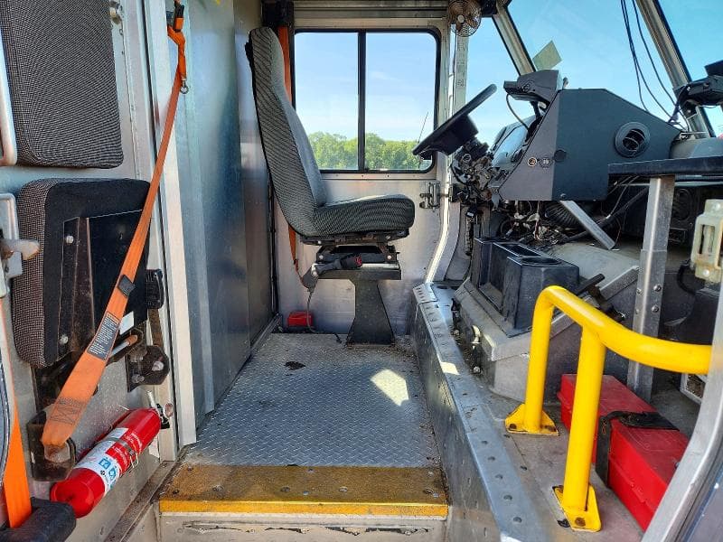 2021 FORD F59 10