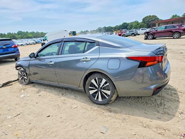 2021 NISSAN ALTIMA SV 2