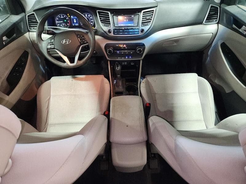 2017 HYUNDAI TUCSON SE 8