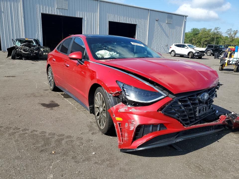 2021 HYUNDAI SONATA LIMITED 4