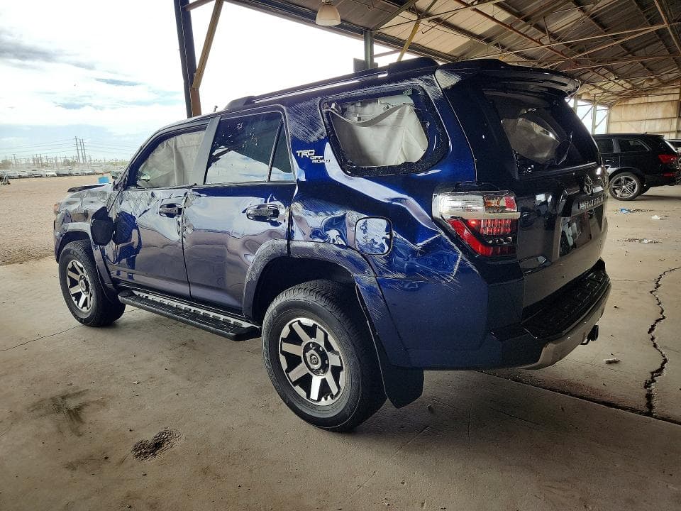 2023 TOYOTA 4RUNNER TRD OFF-ROAD PREMIUM 2