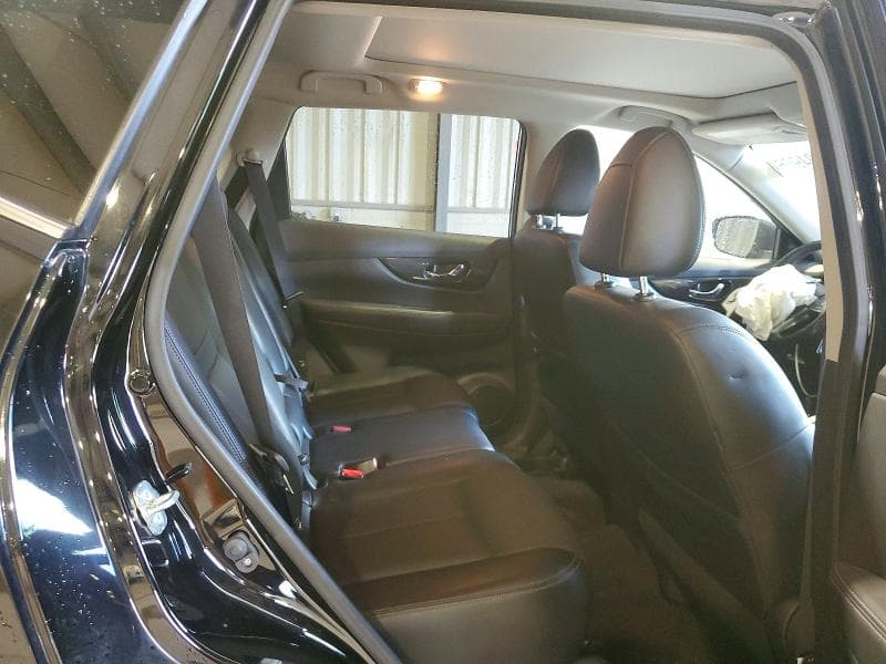 2018 NISSAN ROGUE SL 11