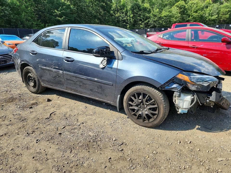 2019 TOYOTA COROLLA LE 4