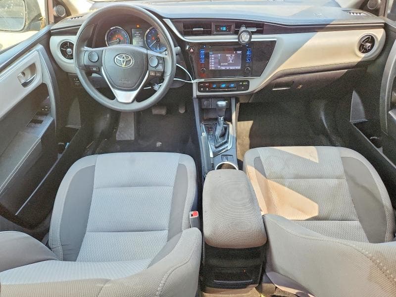 2019 TOYOTA COROLLA LE 8