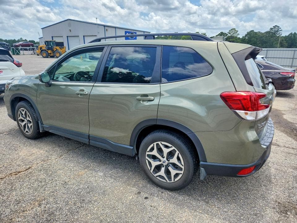 2020 SUBARU FORESTER PREMIUM 2