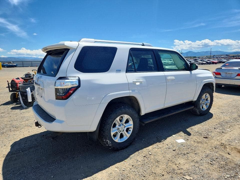 2017 TOYOTA 4RUNNER SR5 SR5 3