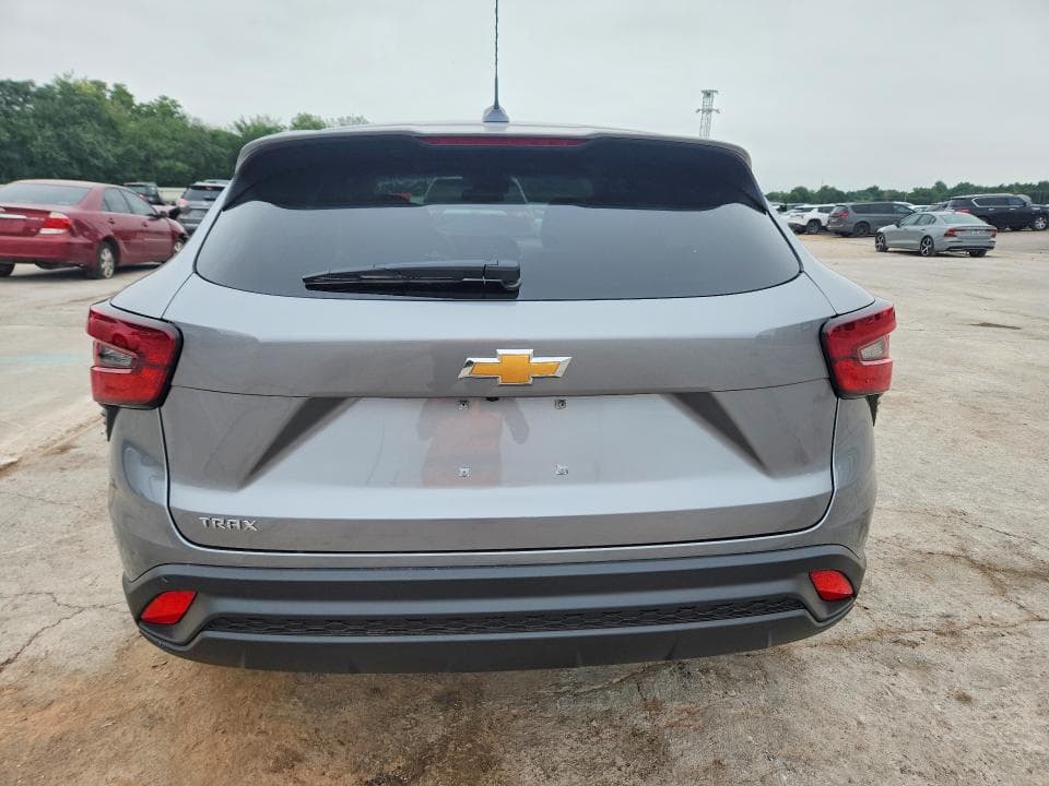 2026 CHEVROLET TRAX LS 6