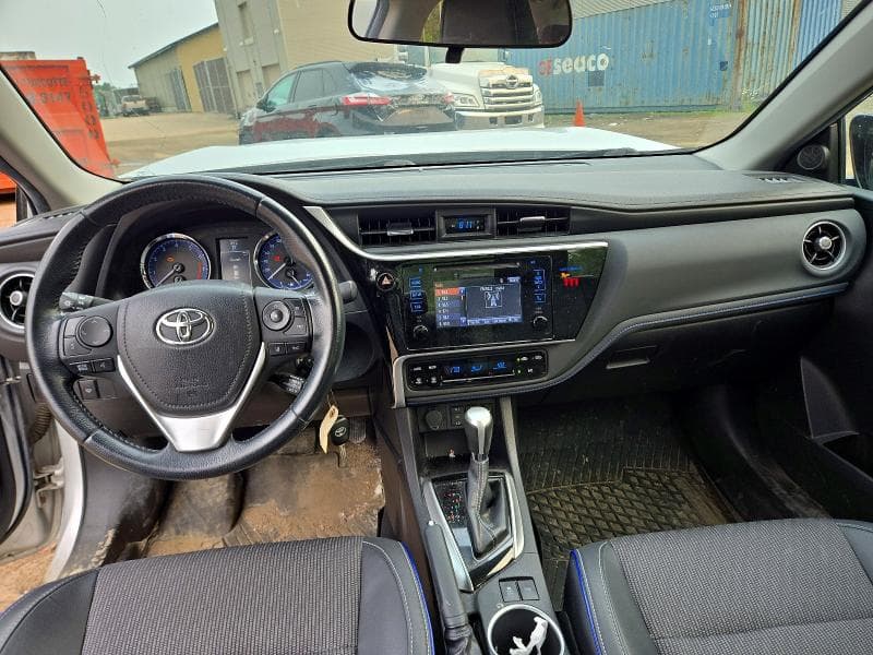 2019 TOYOTA COROLLA L 8