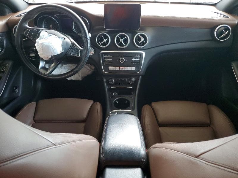 2019 MERCEDES-BENZ CLA 250 8