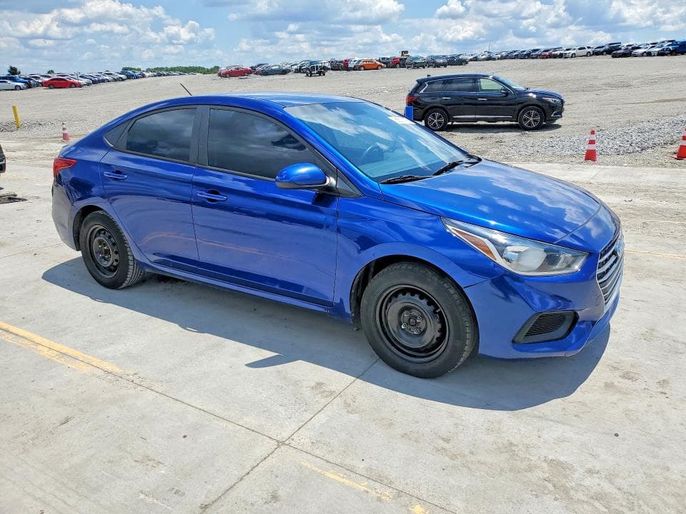 2019 HYUNDAI ACCENT SE SE 4