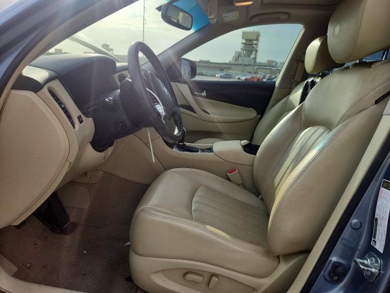 2017 INFINITI QX50 BASE 7