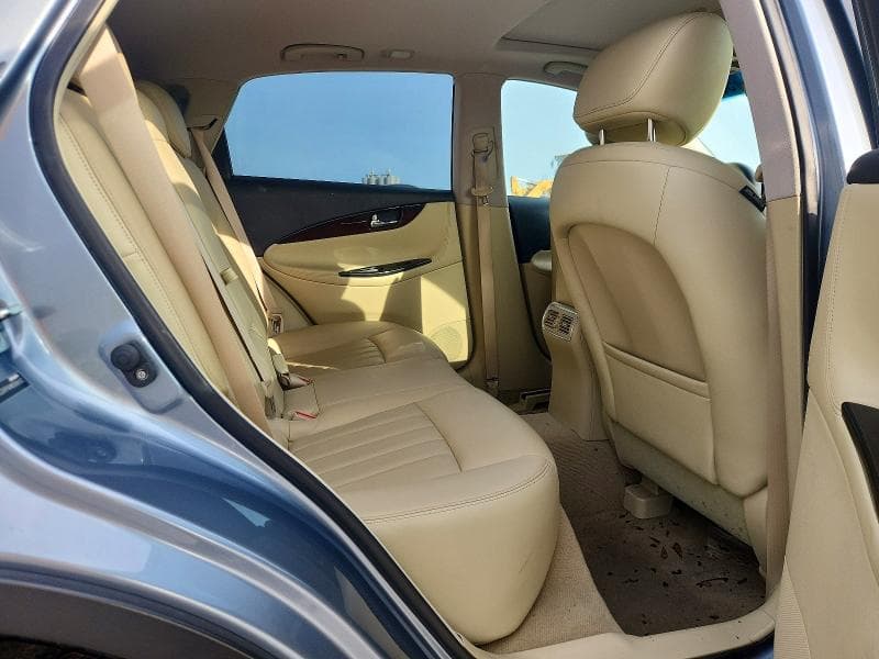 2017 INFINITI QX50 BASE 10