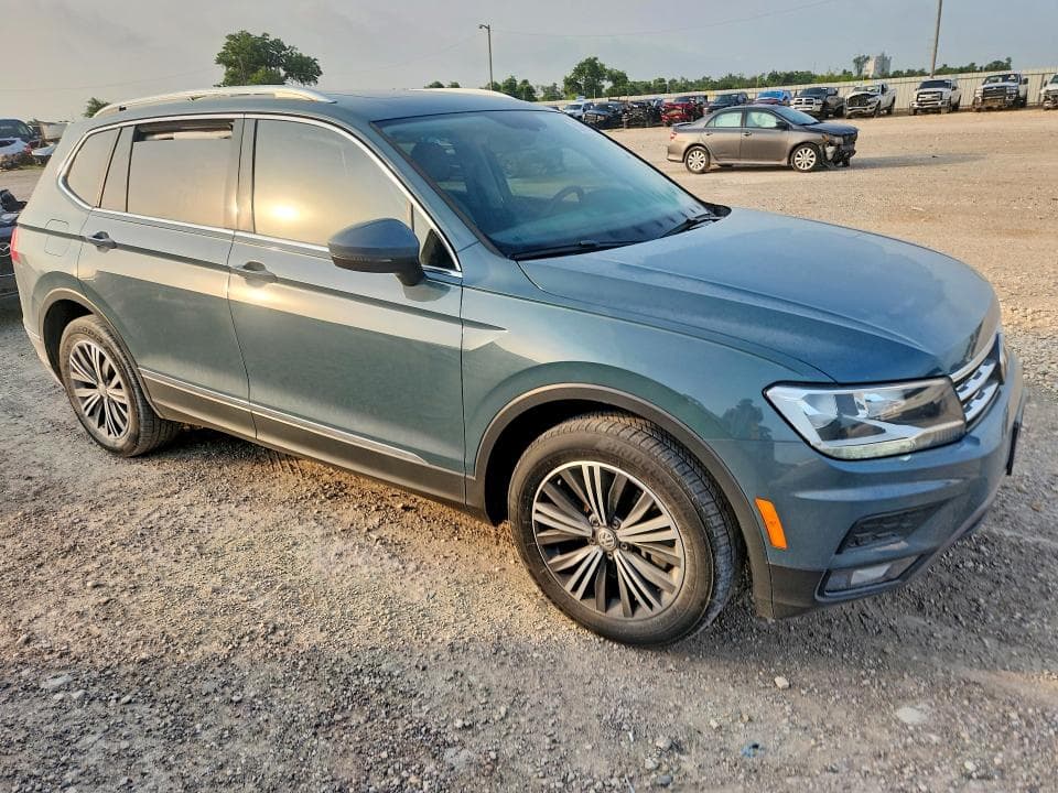 2019 VOLKSWAGEN TIGUAN SE 4