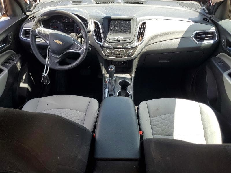 2021 CHEVROLET EQUINOX LS 8