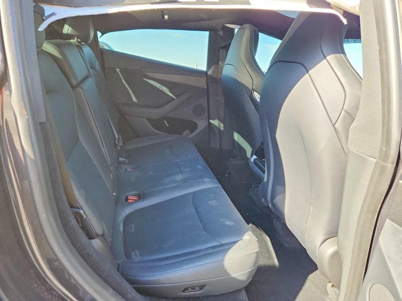 2026 TESLA MODEL Y 10