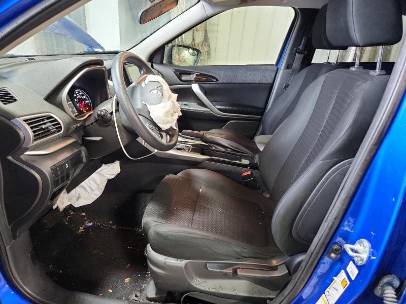 2018 MITSUBISHI ECLIPSE CROSS ES 7