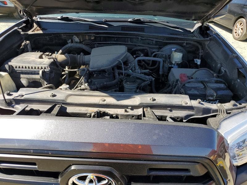 2017 TOYOTA TACOMA SR 11