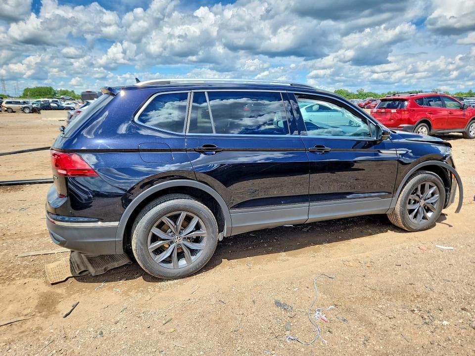 2022 VOLKSWAGEN TIGUAN SE 3