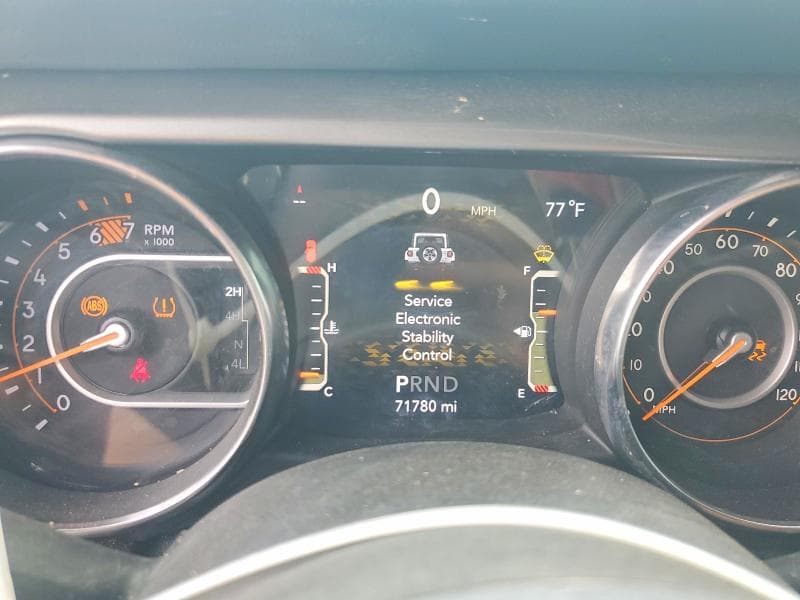 2020 JEEP WRANGLER UNLIMITED SAHARA 9